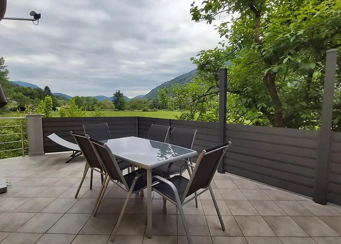 Emerald Soca Appartamento *