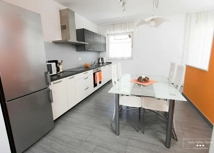 Emerald Soca Appartamento *